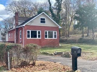 Image 1 of 12 for 17 Dorchester Road in Long Island, Ronkonkoma, NY, 11779