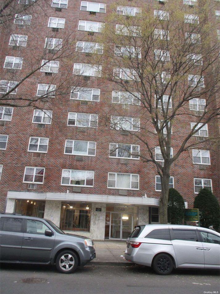 Image 1 of 21 for 89-00 170th St #8N in Queens, Jamaica, NY, 11432