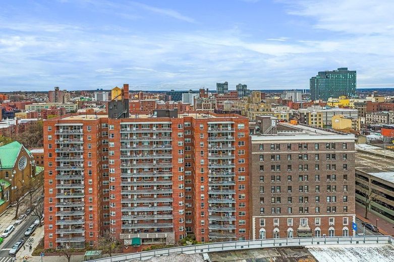 89-15 Parsons Boulevard #3J