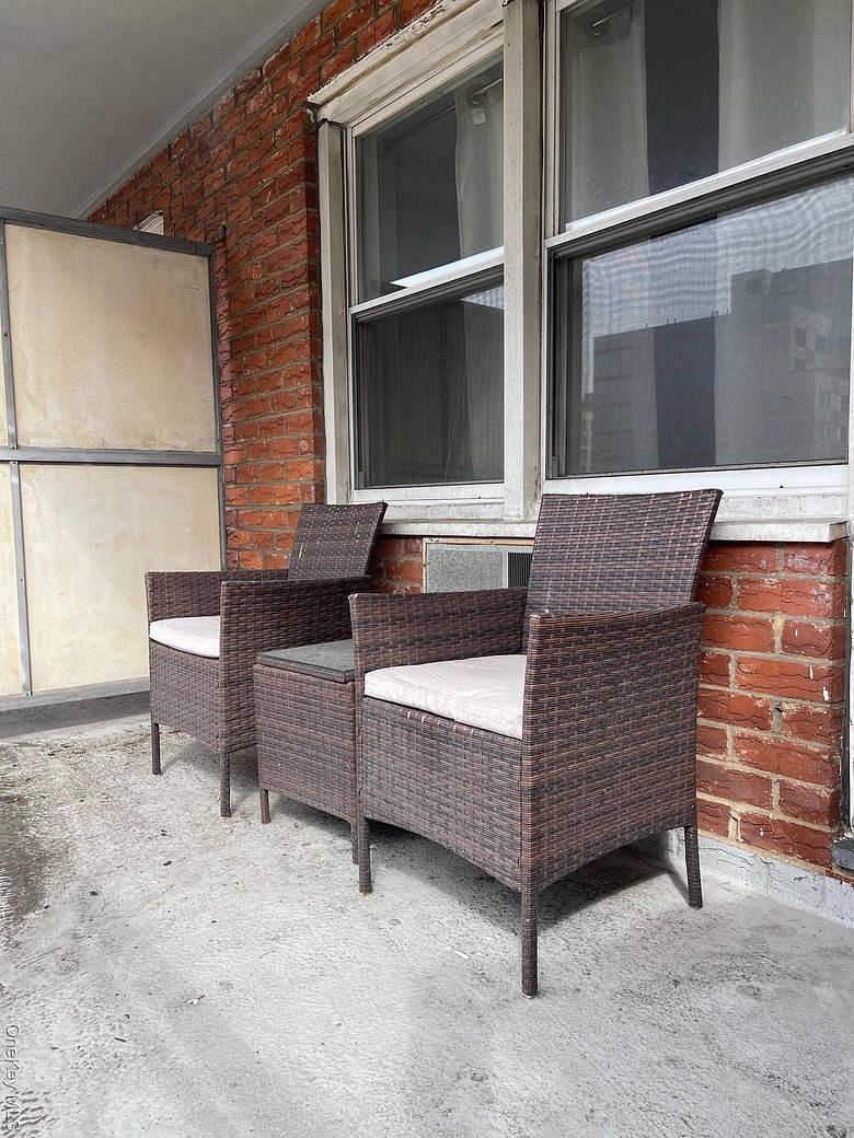 89-15 Parsons Boulevard #3L