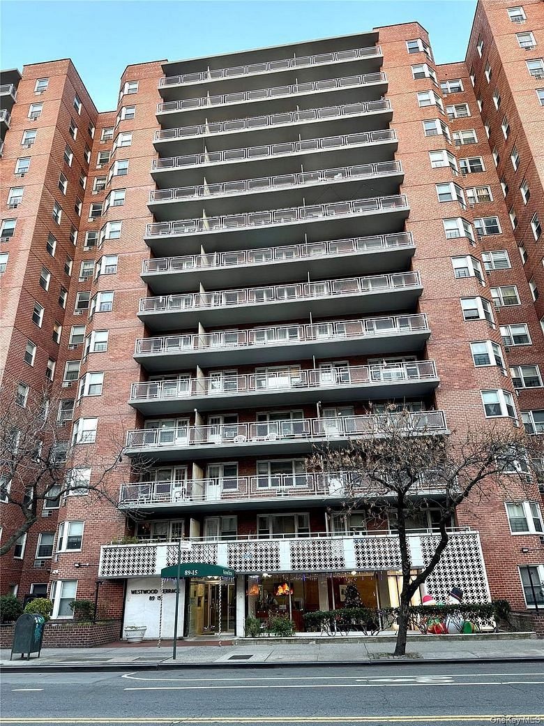 89-15 Parsons Boulevard #9C