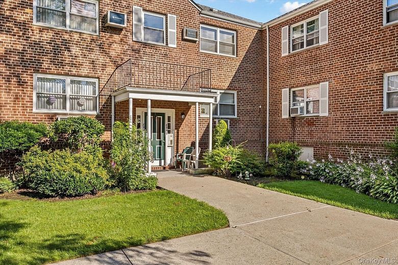 89-20 155th Avenue #20