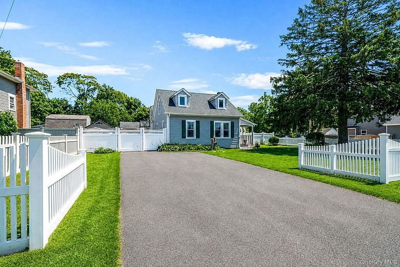 89 Avery Avenue