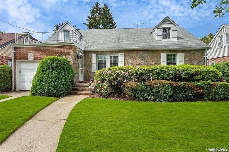 89 Beverly Avenue