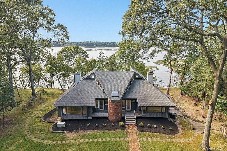 89 Harbor Road