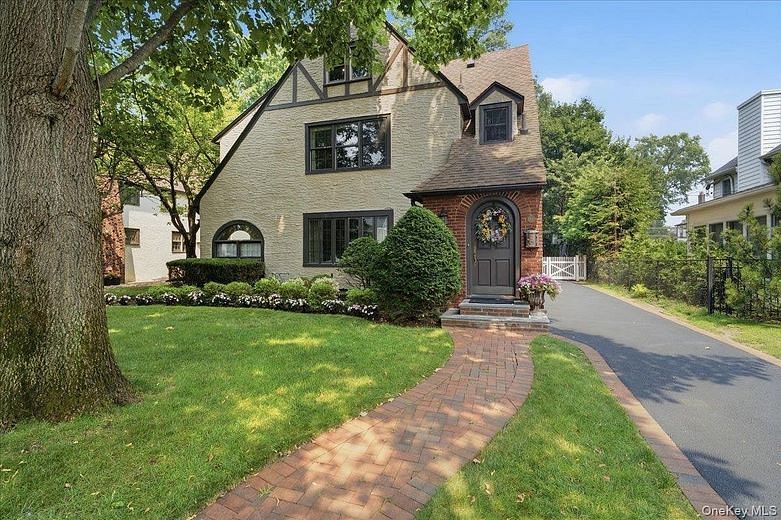 89 Poplar Street