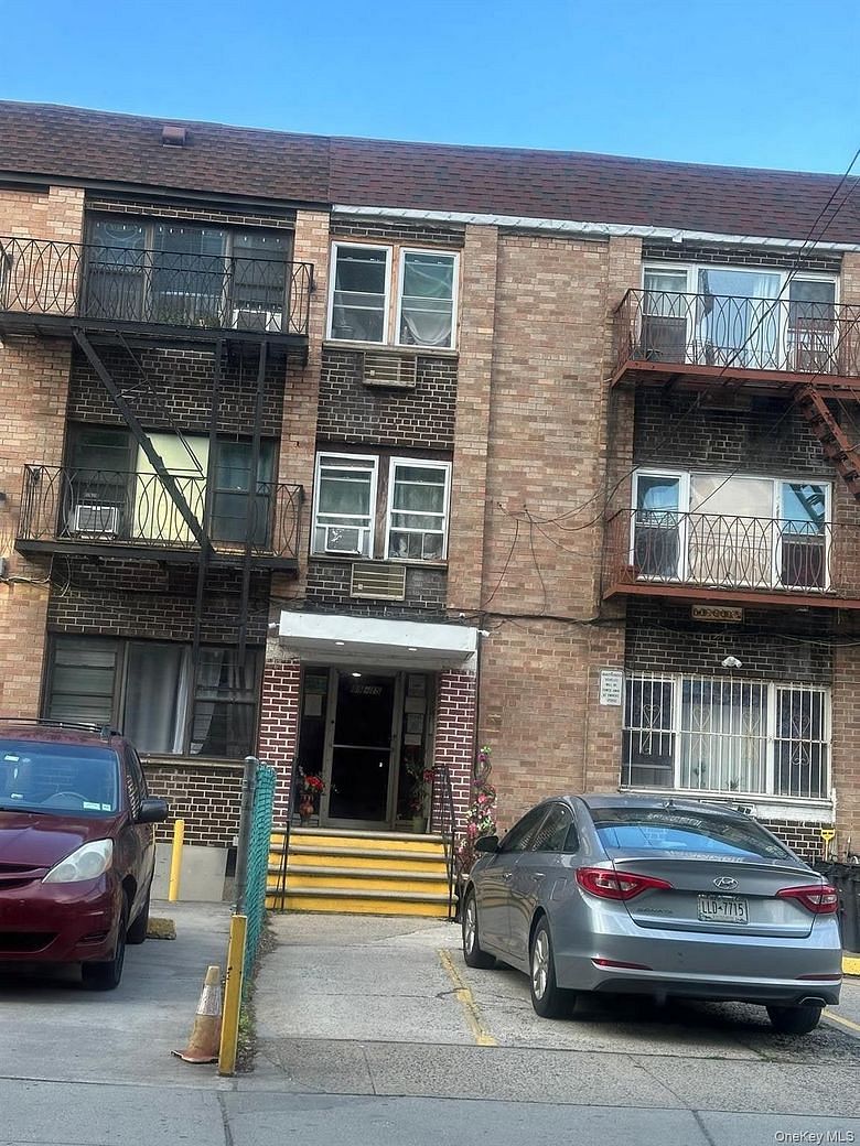 8915 170th Street #7
