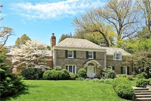 Image 1 of 28 for 47 Axtell Drive in Westchester, Scarsdale, NY, 10583