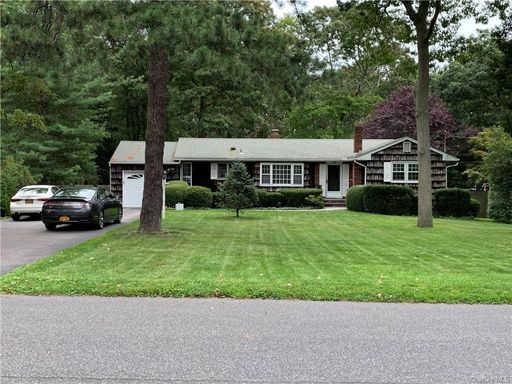 Image 1 of 18 for 273 Munsell Road in Long Island, Brookhaven, NY, 11772