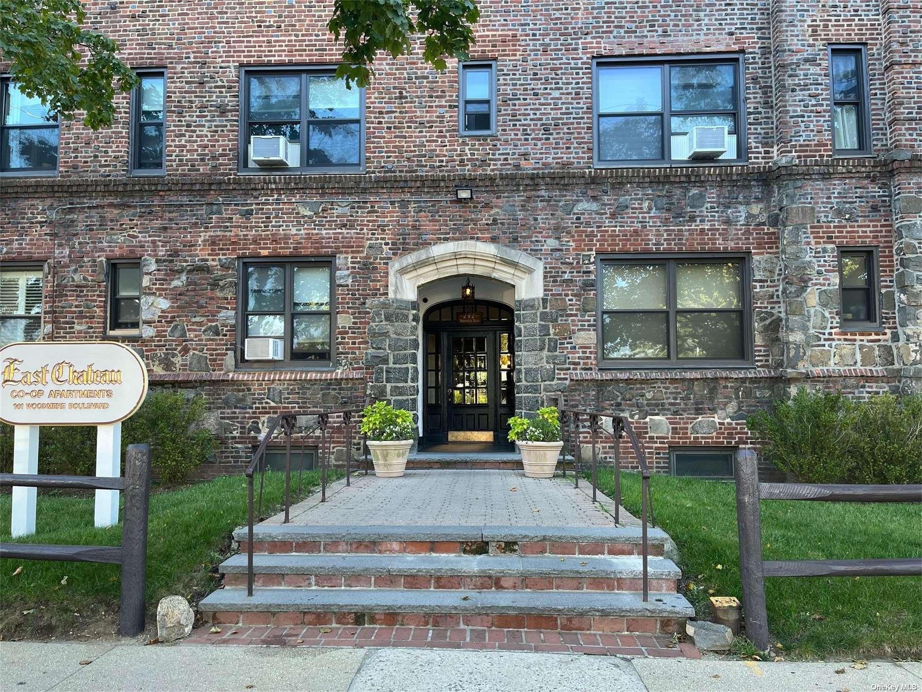 141 Woodmere Boulevard #4-H in Long Island, Woodmere, NY 11598