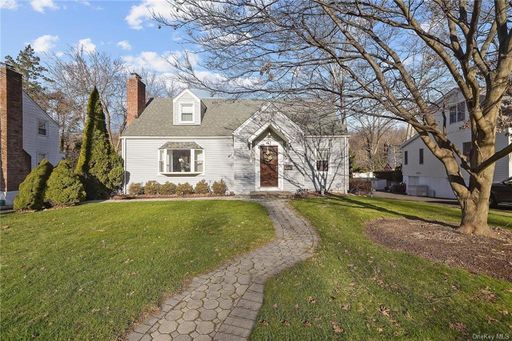 Image 1 of 33 for 41 Beechwood Road in Westchester, Hartsdale, NY, 10530
