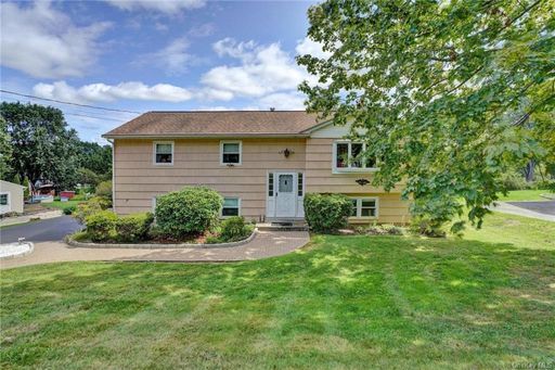 Image 1 of 33 for 608 Cardinal Road in Westchester, Cortlandt Manor, NY, 10567