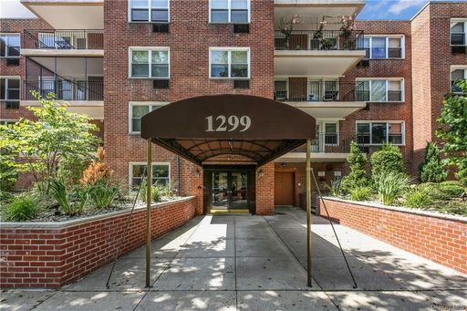 Image 1 of 30 for 1299 Palmer Avenue #330 in Westchester, Larchmont, NY, 10538
