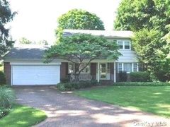 Image 1 of 27 for 4 Kensington Court in Long Island, Garden City, NY, 11530