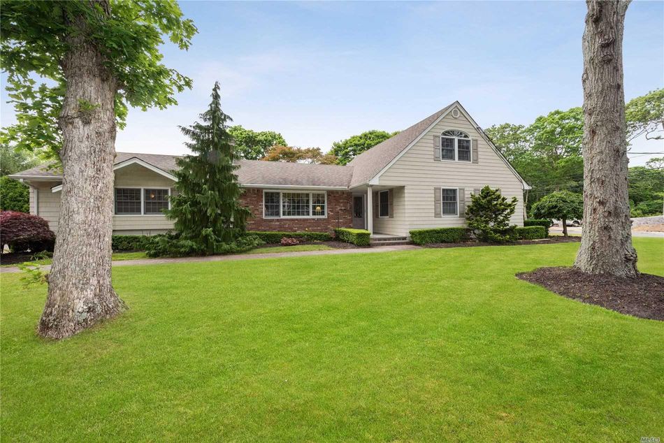 Image 1 of 29 for 1 Birchwood Drive in Long Island, Great River, NY, 11739