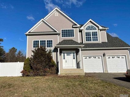 Image 1 of 21 for 1 Camden Court in Long Island, Medford, NY, 11763