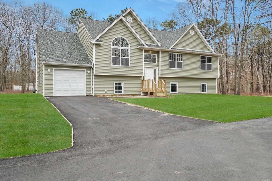 Image 1 of 20 for Lot 2 Blue Point Road #2 in Long Island, Farmingville, NY, 11738