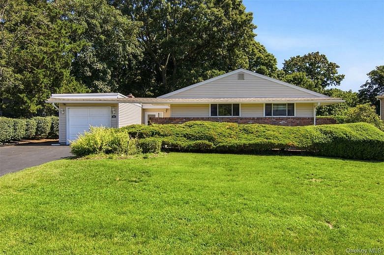 9 Bowman Lane