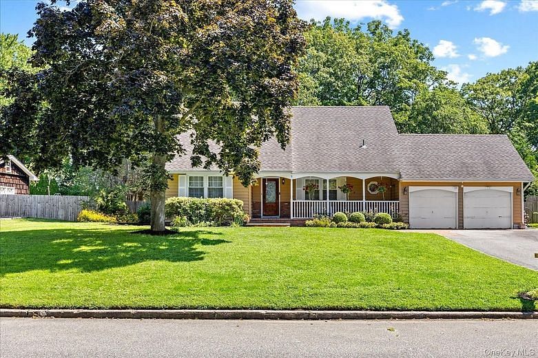 9 Charlemagne Drive