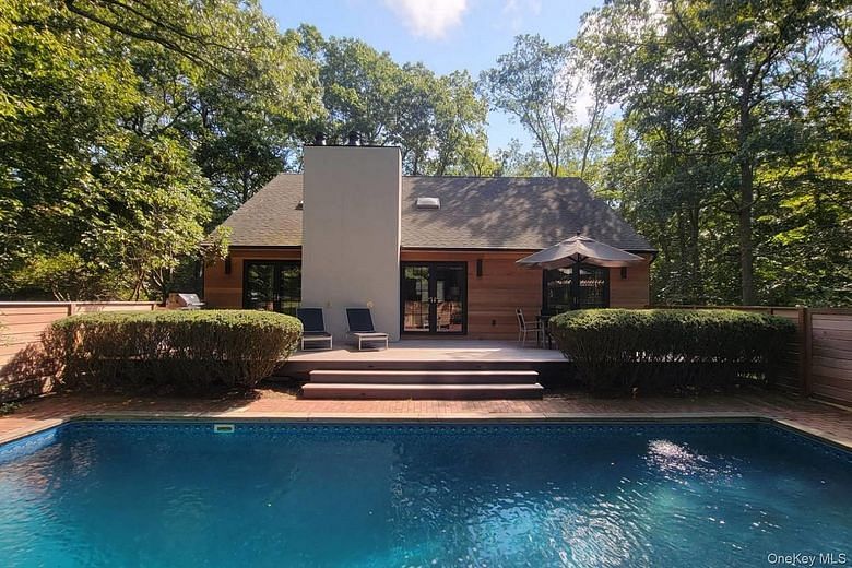 9 Diane Drive