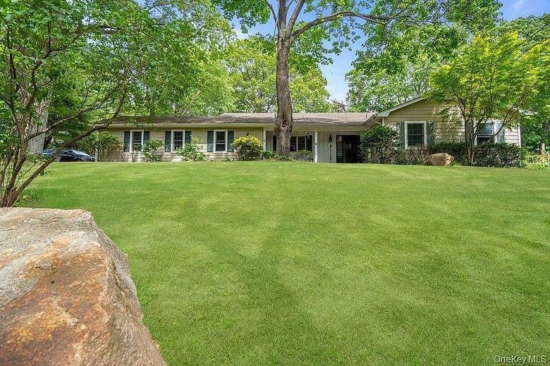 9 Dillmont Drive