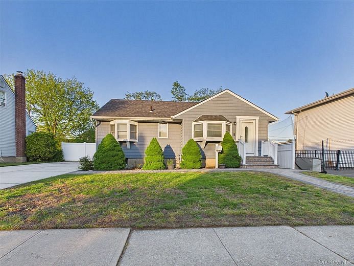9 Ferndale Drive