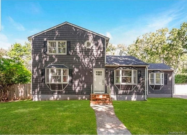 9 Half Moon Pond Road
