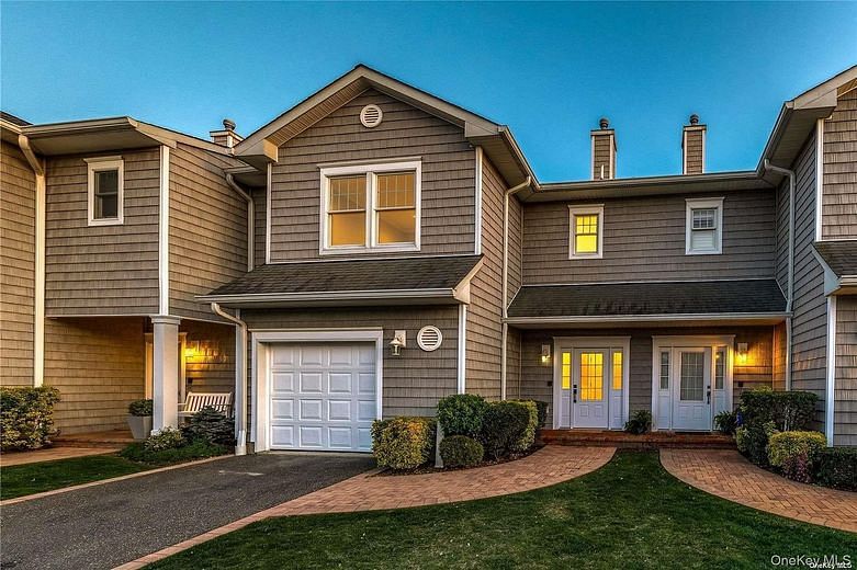 9 Ocean Watch Court
