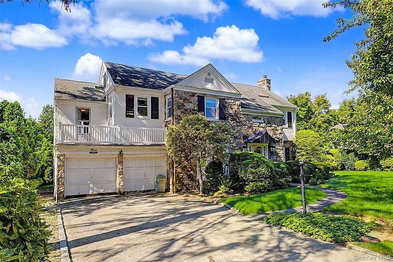 9 Old Pond Road