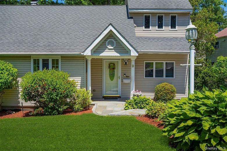 9 Pembrook Drive