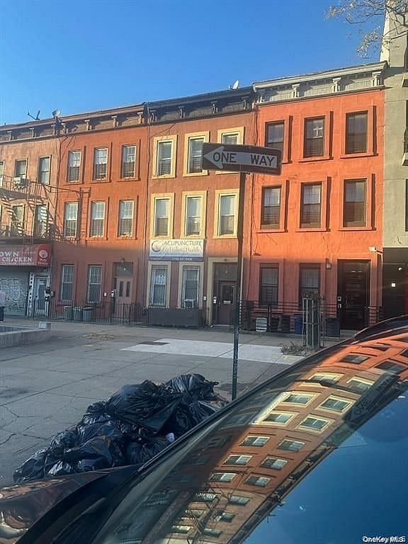 9 Somers Street #HOUSE