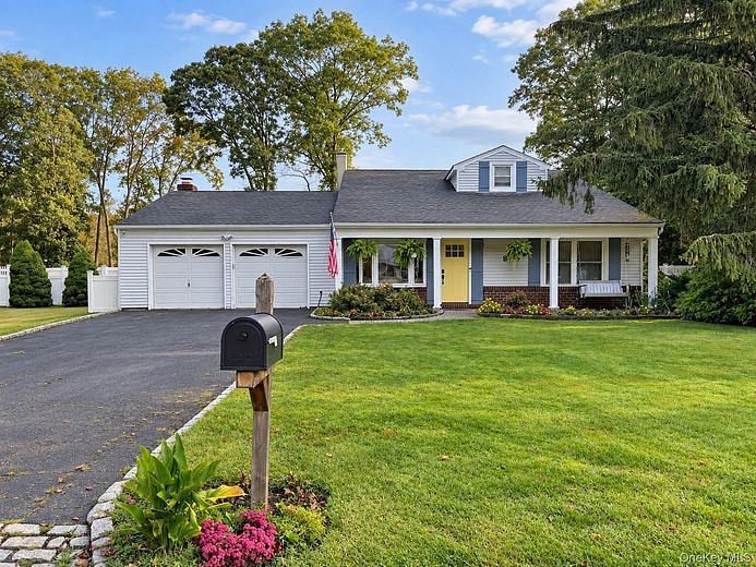 9 Sugarbush Lane