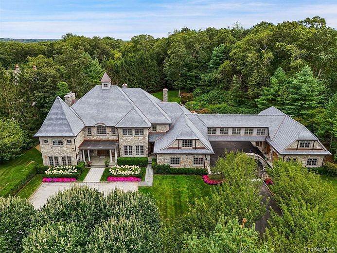 9 Terrace Circle