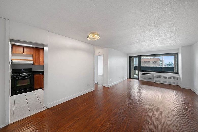 90 Gold Street #18H