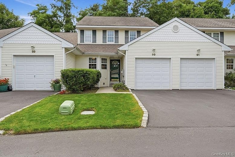 90 Mulberry Common
