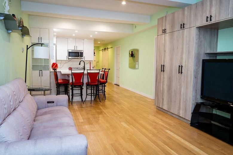 90 William Street #8C