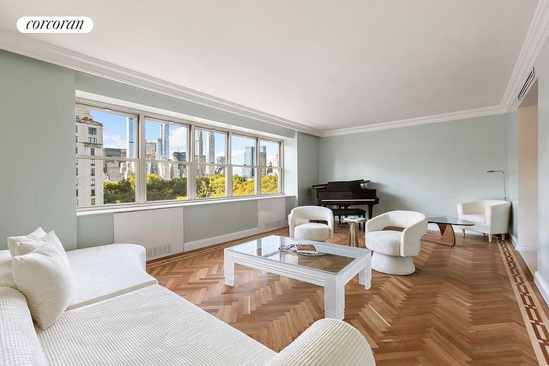 900 Fifth Avenue #10C