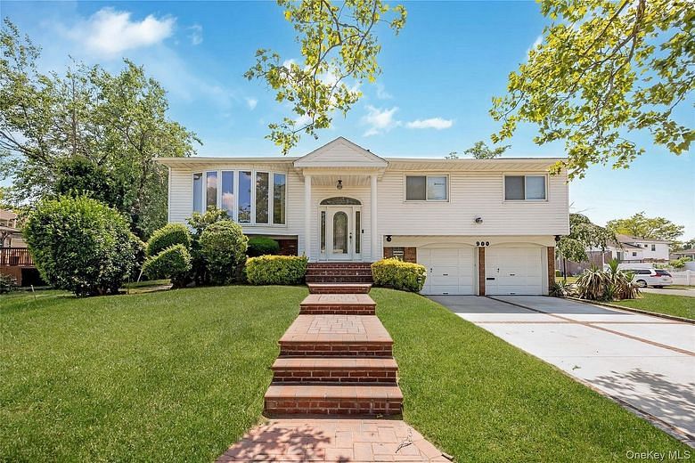 900 Flanders Drive