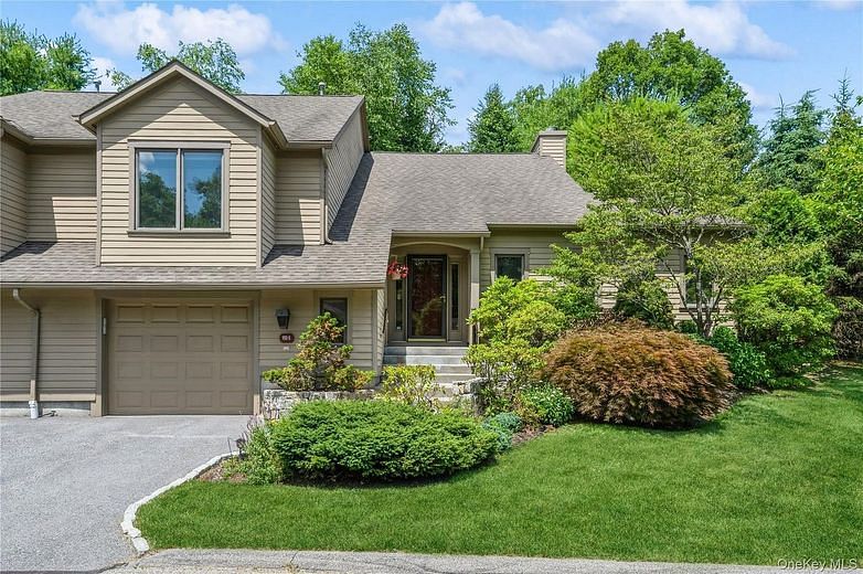 900 Heritage Hills #B