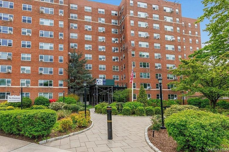 900 Palmer Road #10D
