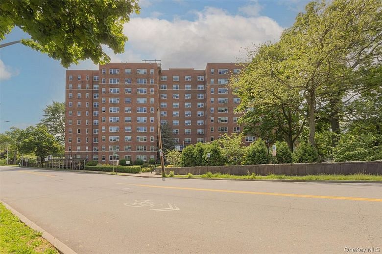 900 Palmer Road #6D