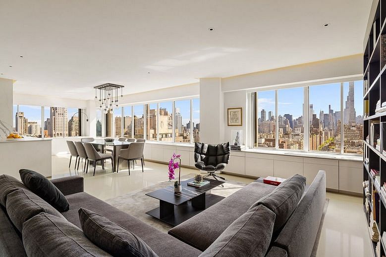 900 Park Avenue #25CD