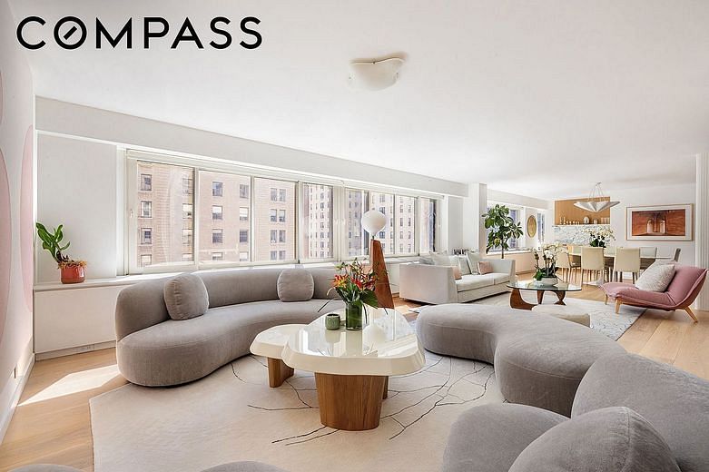900 Park Avenue #7ABCE
