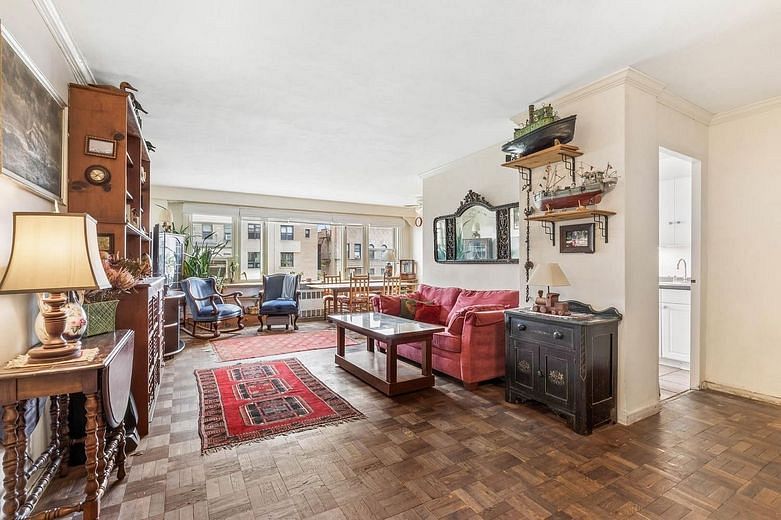 900 West 190th Street #5F