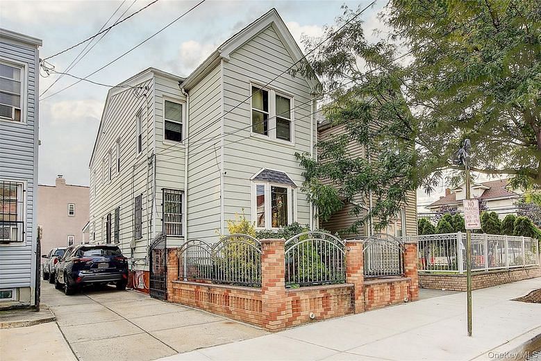 9004 180th Street
