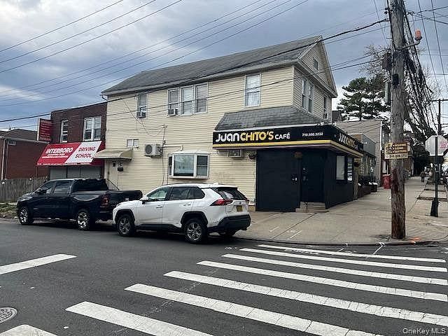 901 College Point Boulevard