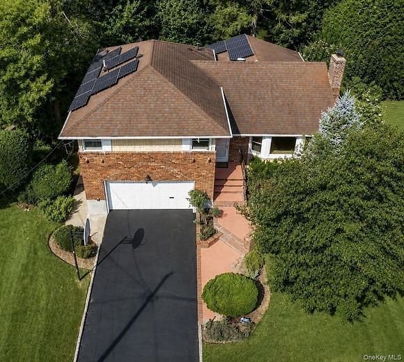 902 Preston Road