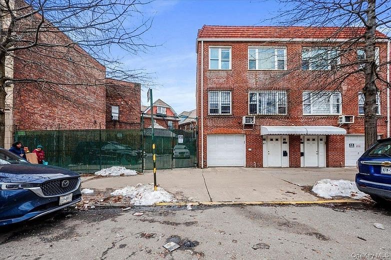 9025A & 9027 Elmhurst Avenue