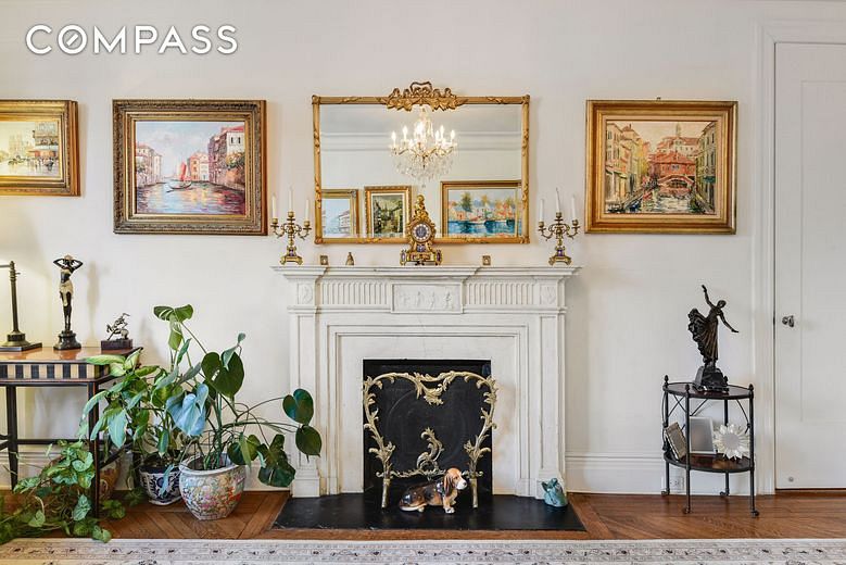 905 West End Avenue #104