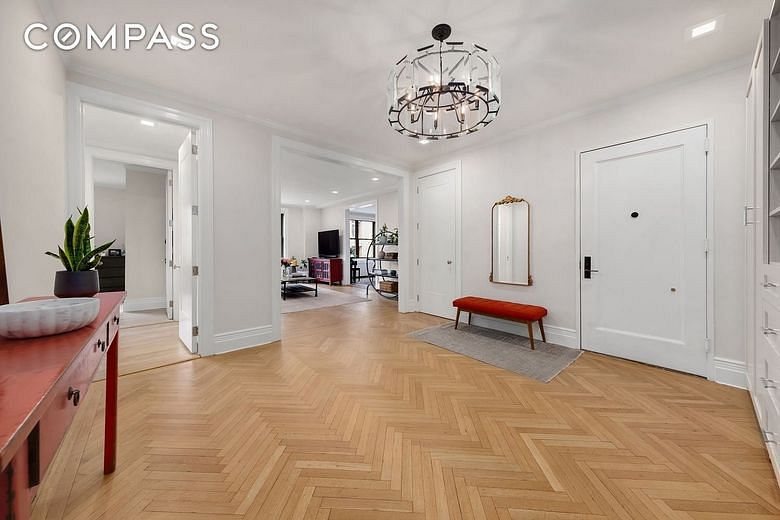 905 West End Avenue #81